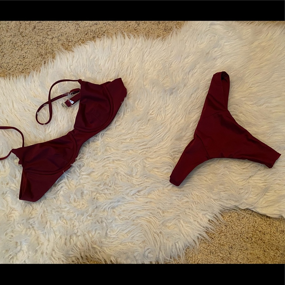 Women’s maroon bikini set size medium underwire